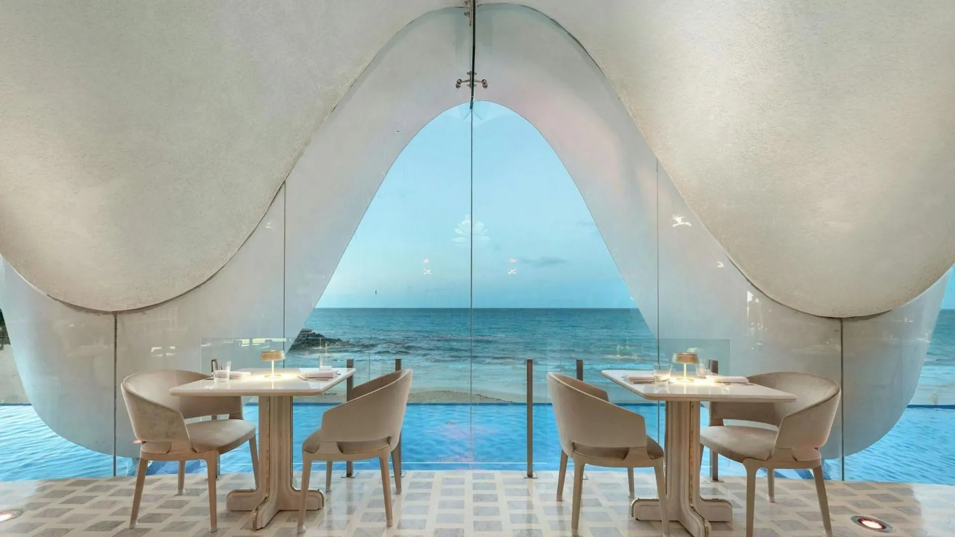 ****  La Concha Renaissance San Juan Resort Porto Riko